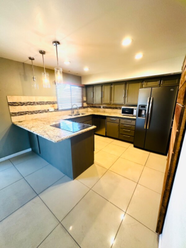 Foto del edificio - 6829 E Osborn Rd