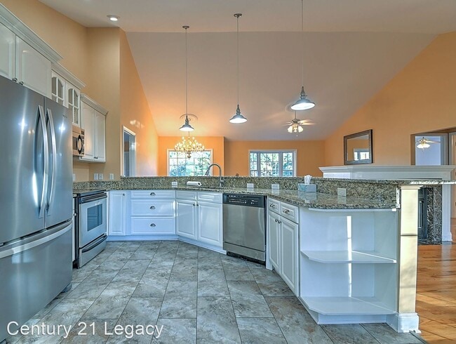 Building Photo - 3 br, 3 bath House - 168 Old Mill Ct