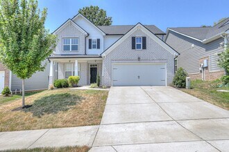 Building Photo - 523 Montrose Dr