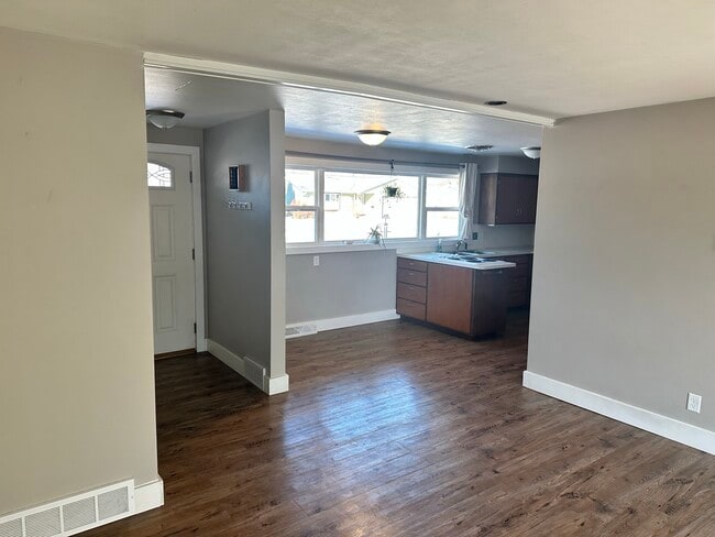 Foto del edificio - 2316 S Carpenter St