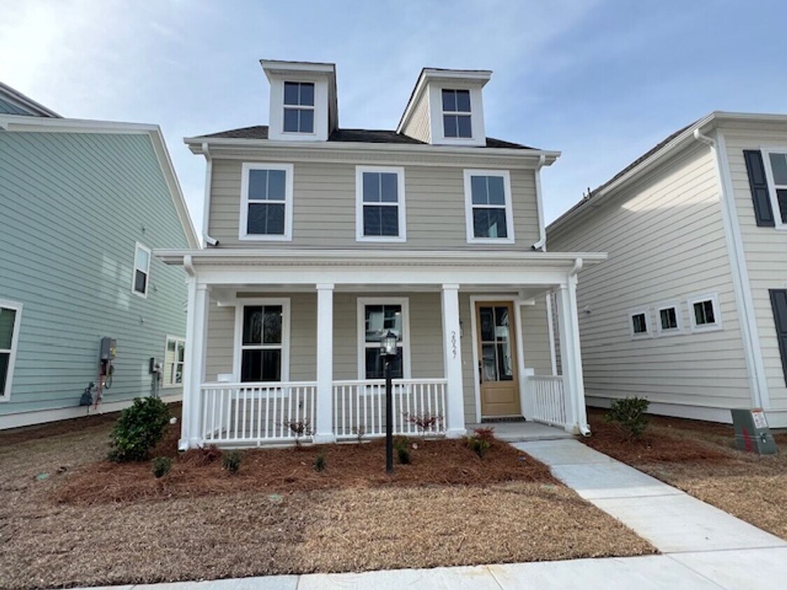 Primary Photo - 4 Bedroom 3.5 Bath House in Twin Lakes - J...