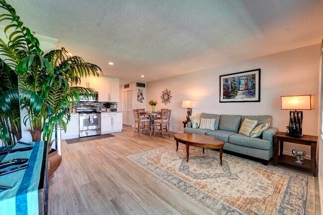 Foto del edificio - 5208 NE 24th Terrace