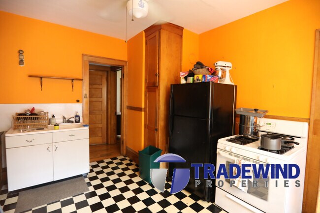 Foto del edificio - 824 5th St NE