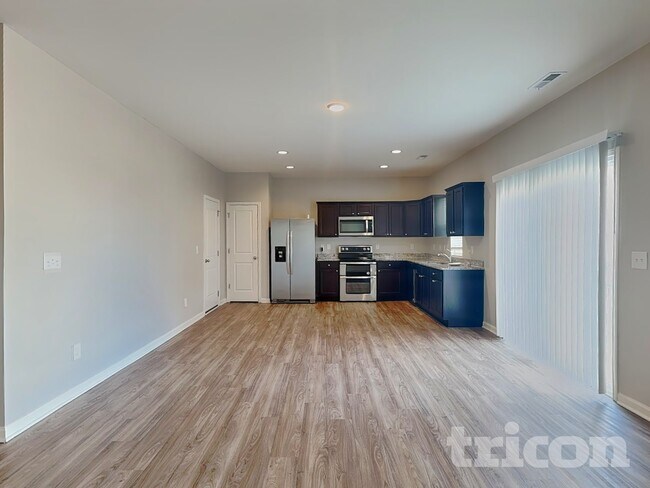 Foto del edificio - 165 Ogden Pond Pl