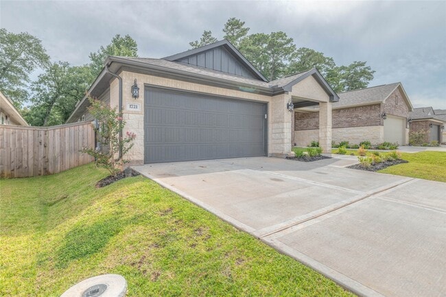 Building Photo - 1721 Succotash Oak Ct