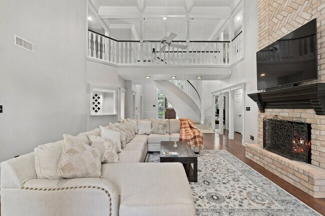 Foto del edificio - 1218 Emerald Green Ln