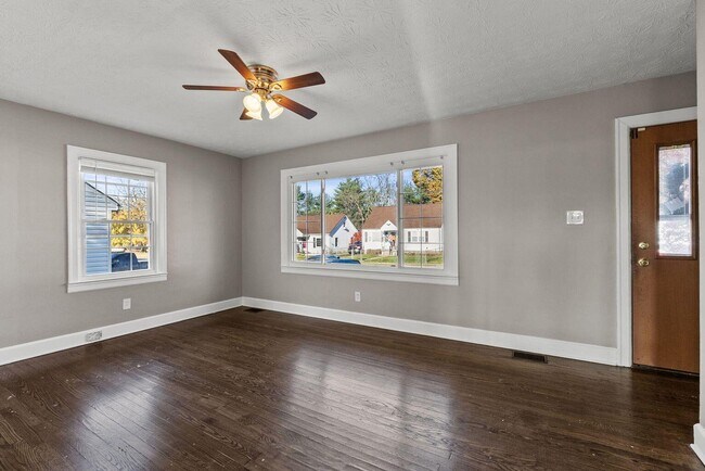 Building Photo - 154 Northwood Dr