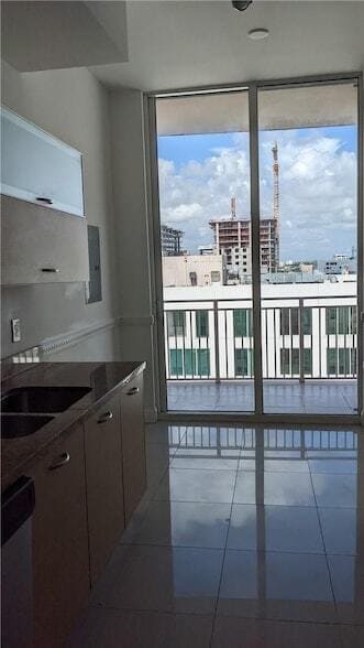 Foto del edificio - 2275 Biscayne Blvd