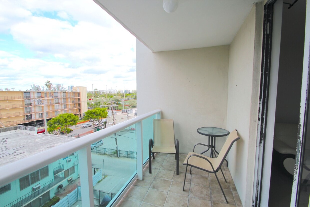 Photo - Spacious 1-Bedroom Condo at 1035 West Avenue with Access to Luxury Bayfront Amenities