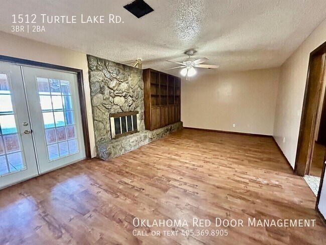Foto del edificio - 1512 Turtle Lake Rd