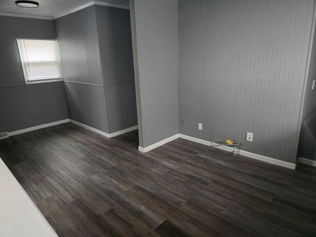 Foto del edificio - 1611 S Oakwood Ave