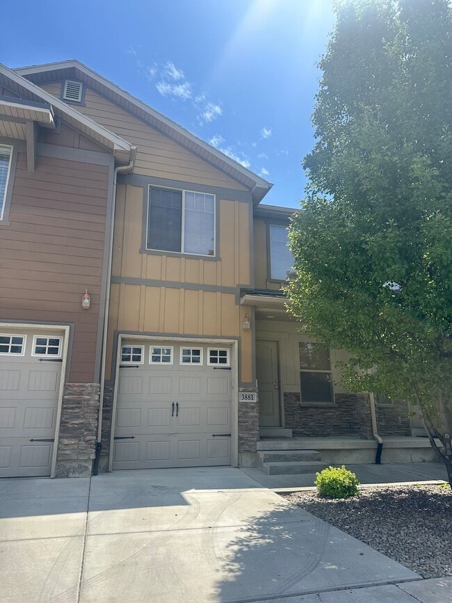 Building Photo - Beautiful South Jordan Home!!!