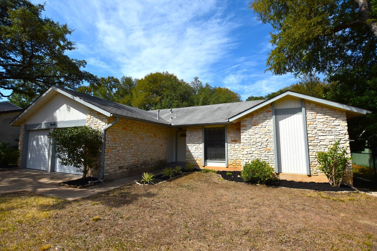 Foto principal - Quaint South Austin Neighborhood - 3/2/2 o...