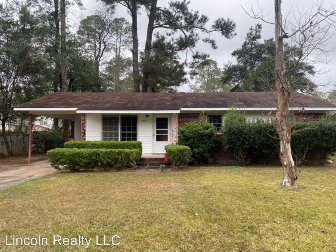 Primary Photo - 3 br, 2 bath House - 1502 E Moore St