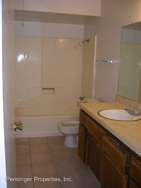 Building Photo - 2705 N Half Moon Dr