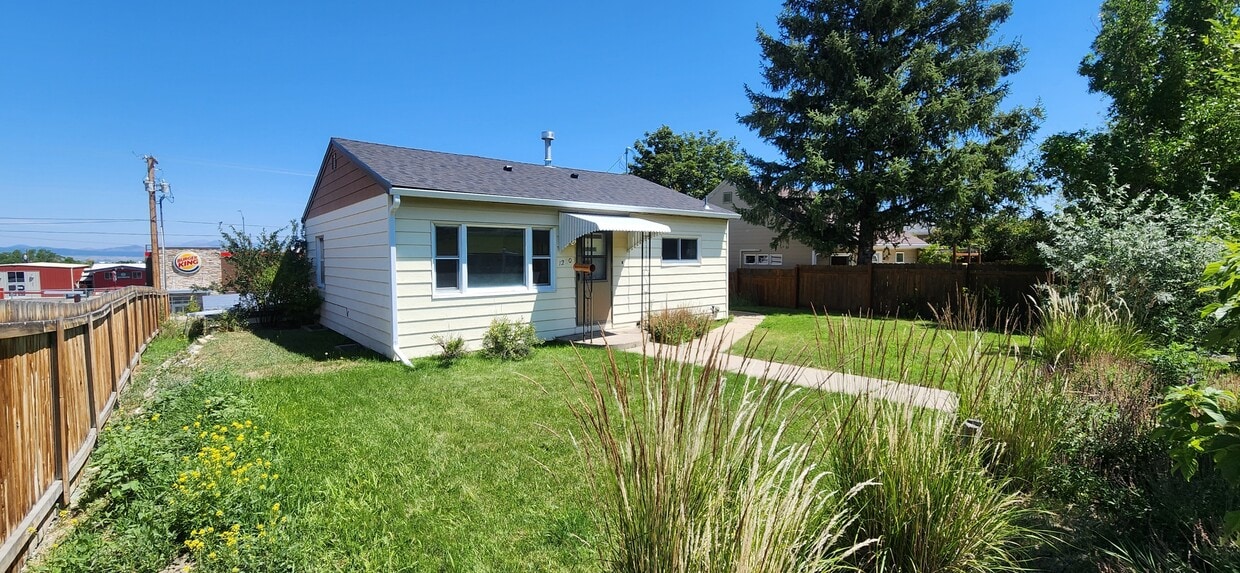 Primary Photo - 1220 Cannon St