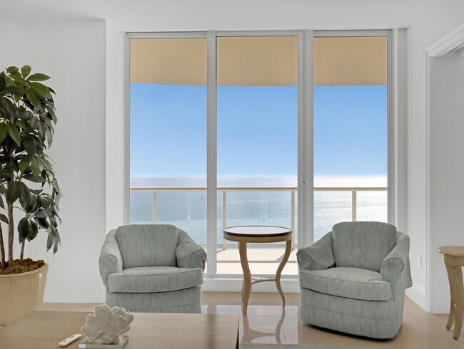 Foto del edificio - 2700 N Ocean Dr