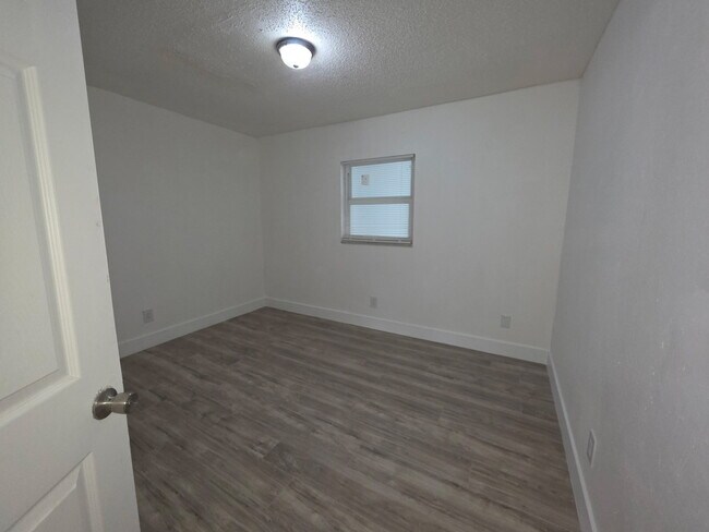 Foto del edificio - Broadway Apartments