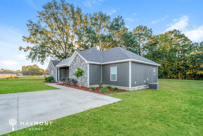 Foto del edificio - 130 Lewis Rd