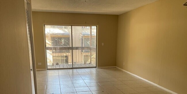 Building Photo - 7510 Presley Pl