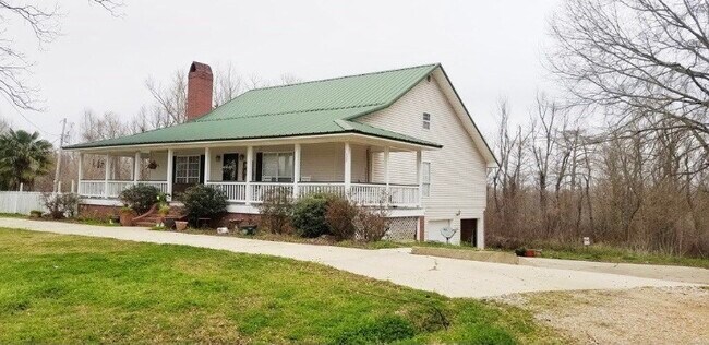 Building Photo - 127 Hoss Smith Rd
