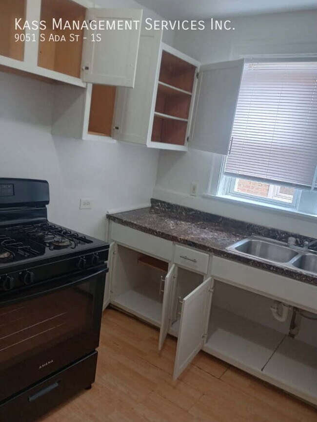 Foto del edificio - 9051 S Ada St