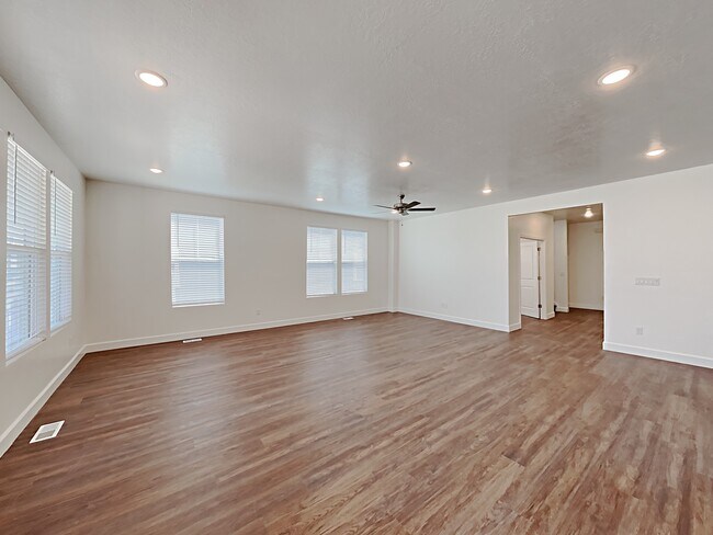 Foto del edificio - 11087 S Kitty Hawk Road