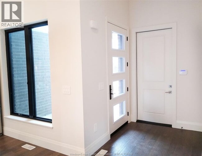 Building Photo - 622 LilyMac Blvd