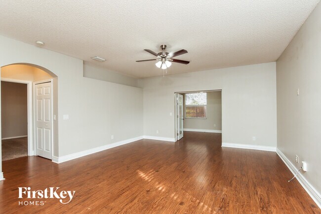Building Photo - 946 Riviera Point Dr