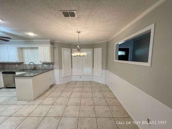 Foto del edificio - Pristine Home in Meadows, Nicely Updated w...