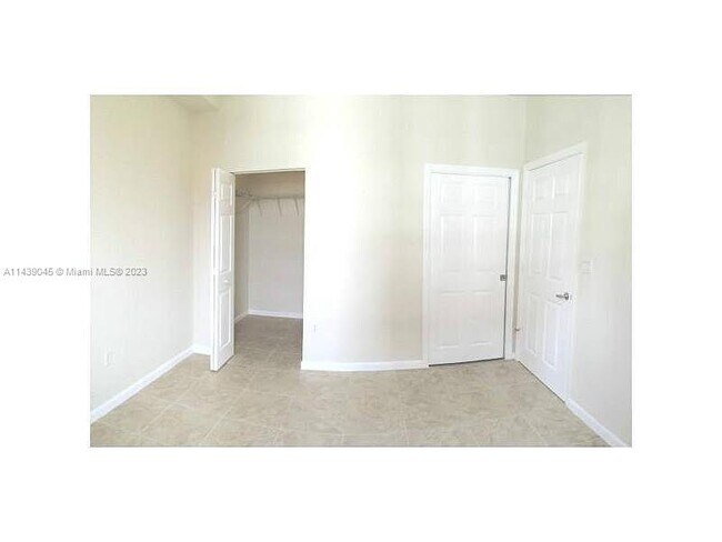 Foto del edificio - 115 SW 11th St