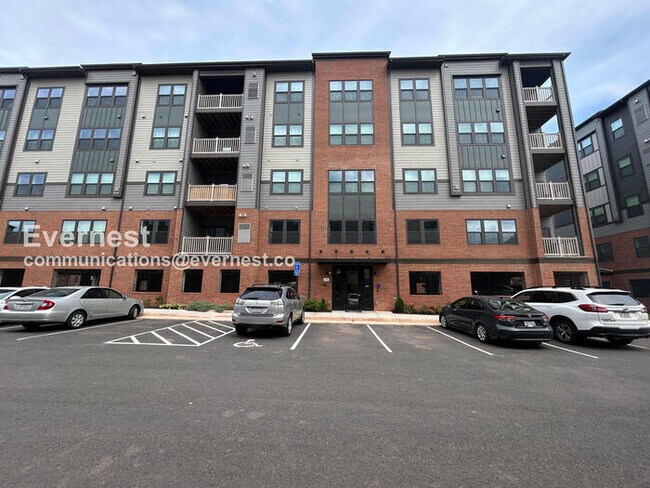 Building Photo - 4395 Peach Lily Ln