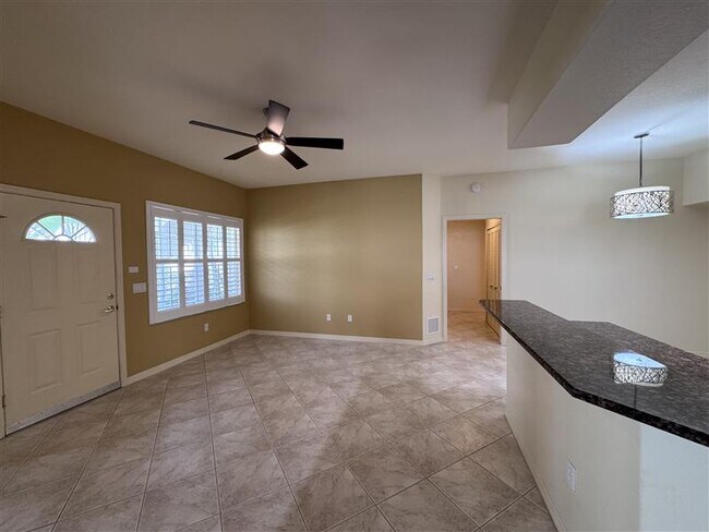 Building Photo - 600 Mirabella Cir
