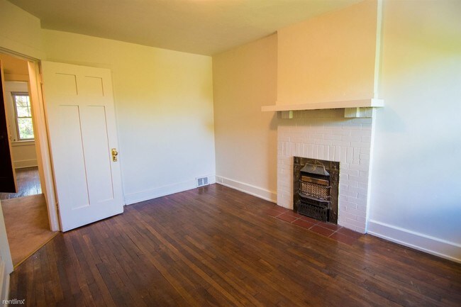 Foto del edificio - 6647 Ridgeville St