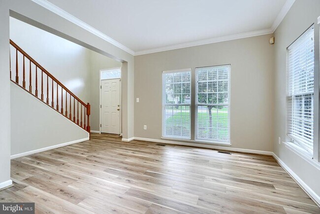 Foto del edificio - 7211 Lyndsey Way