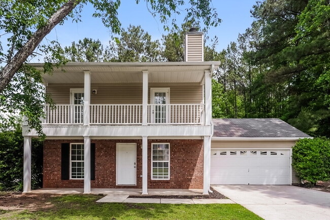 Building Photo - 10 Carey Ct