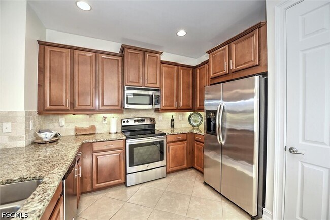 Foto del edificio - 3517 Crosswater Dr