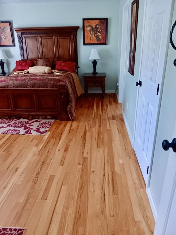 Building Photo - 144 Highview Dr