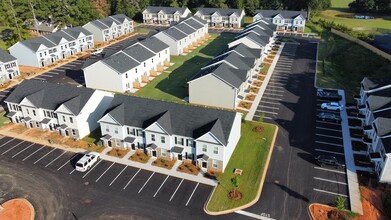 Ponder Place Townhomes Photo