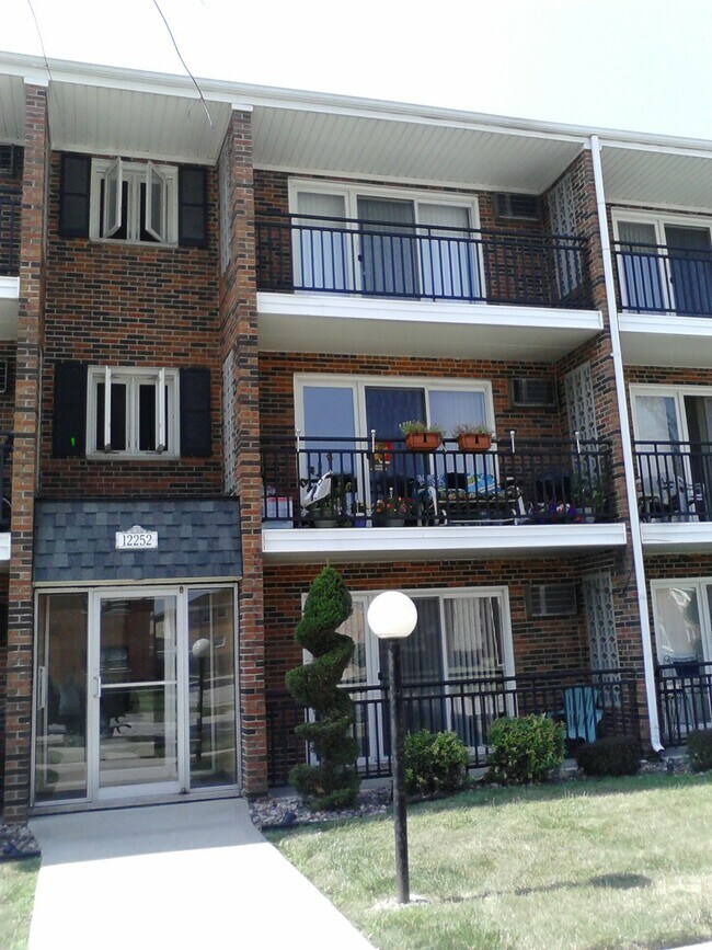 Foto del edificio - 12250 S Spencer St