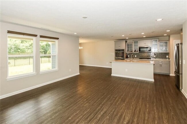 Building Photo - Like NEW Home in Zionsville!