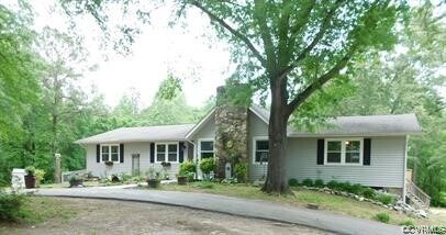 Primary Photo - 280 Clayville Rd