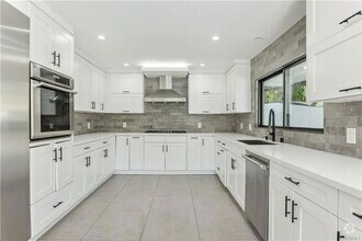 Building Photo - 25650 Timpangos Dr