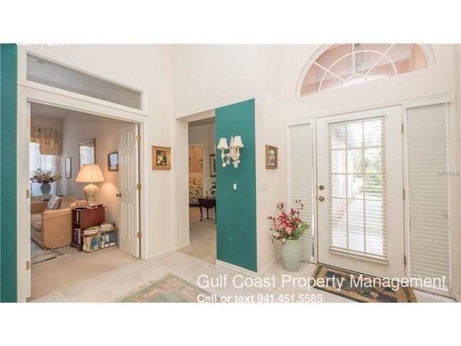 Foto del edificio - 7163 Victoria Cir