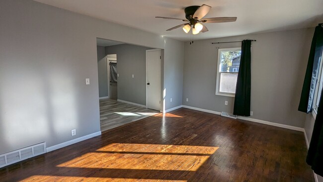 Building Photo - South End home with finished basement