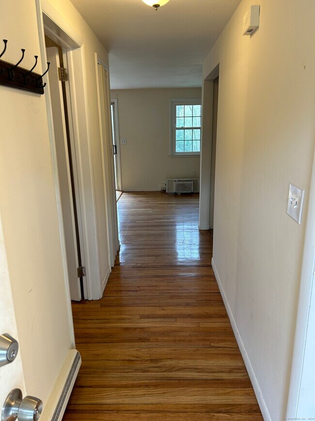 Foto del edificio - 36 Garden Ln