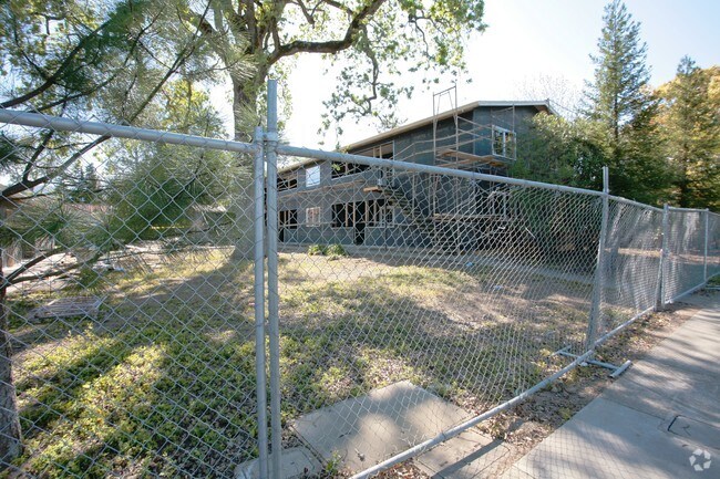 Foto del edificio - 1313 Monte Vista Ave