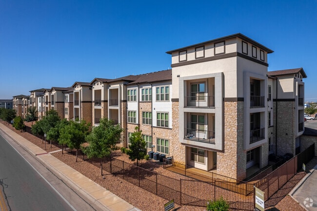 Building Photo - Monaco