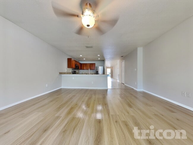 Foto del edificio - 30801 Temple Stand Ave