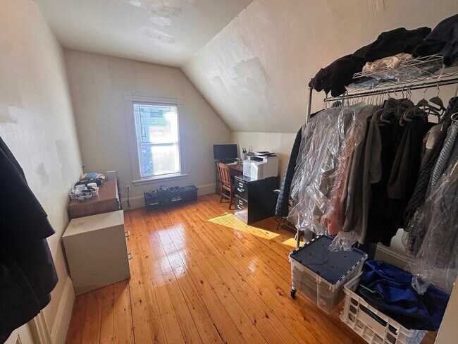 Foto del edificio - 374 Highland Ave